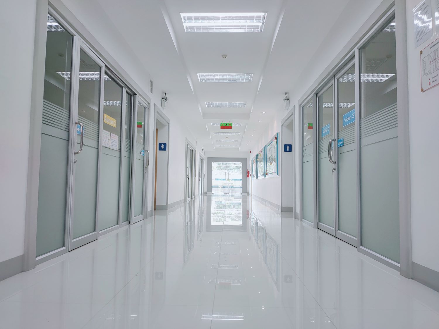 มีพื้นที่แบ่งให้เช่า (ติดถนนสุขุมวิท) ใกล้ บริษัท ไออาร์พีซี จ.ระยอง /สถานที่สวย